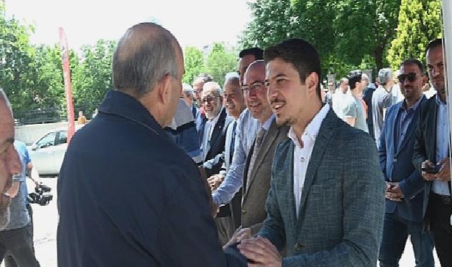 Cuma Buluşmaları kapsamında Yazır Mahallesi Yenikent Zeki Altındağ Camii’nde vatandaşlarla bir araya geldi