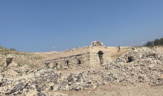 Mumcular Barajında Su Bitti Baraj Kapatıldı