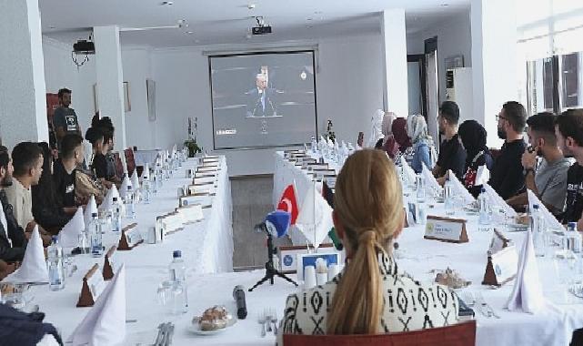 Rektör Hotar filistinli öğrencilerle buluştu