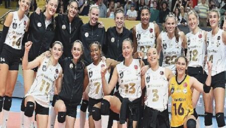 VakıfBank, Ligde İlk Maçında Set Vermedi