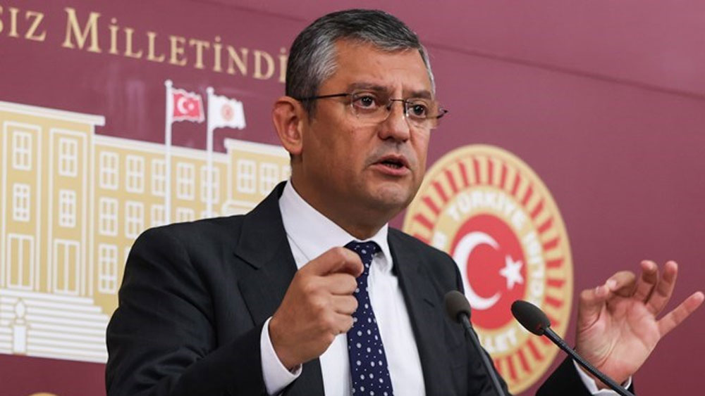 CHP Genel Başkanı Özgür Özel, taziye ziyaretinde bulundu