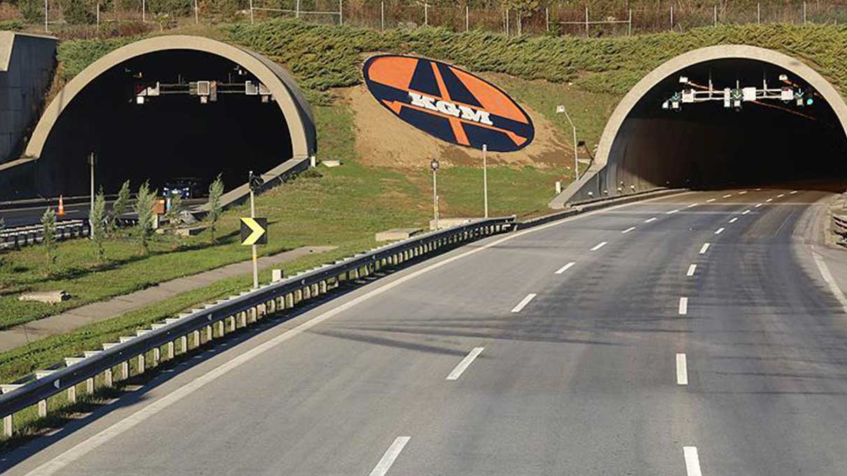 Bolu Dağı Tüneli Ulaşımı Engelledi