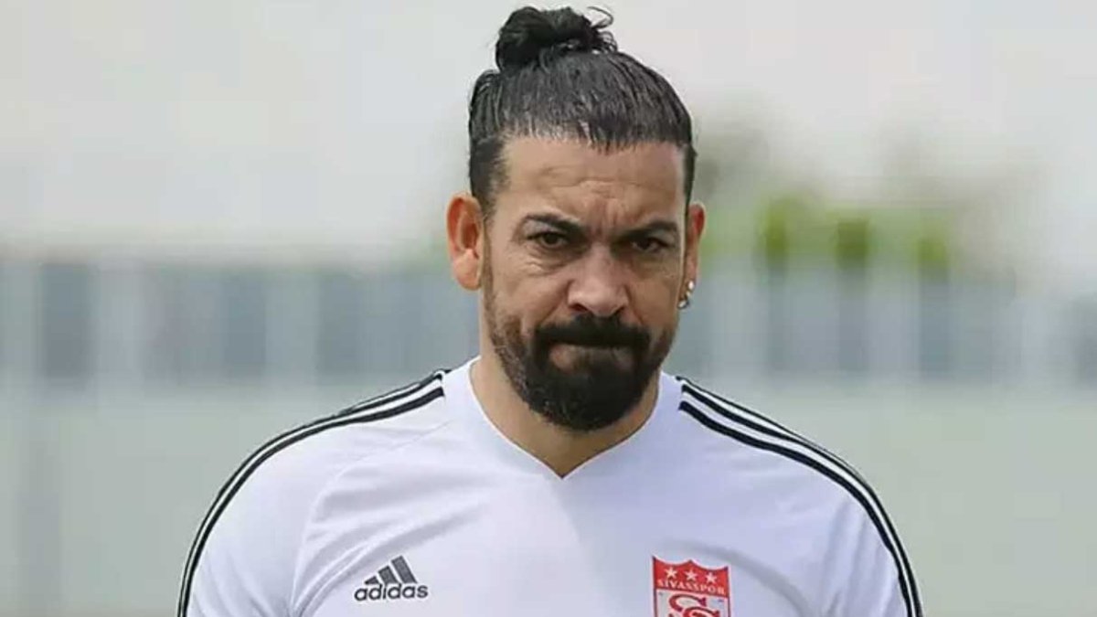 Servet Çetin’ın sözleri: “Erkek adam küpe takar mı?” şeklindeki ifadeyi kullanmıştım.