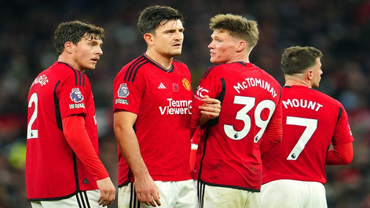 Manchester United, İstanbul’a 7 oyuncusundan yoksun olarak gelecek