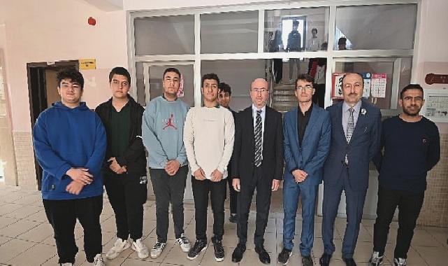 Başkan Pekyatırmacı öğrencilerle bir araya geldi