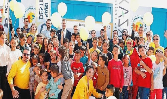 Depremzede çocuklara Sarı Destek
