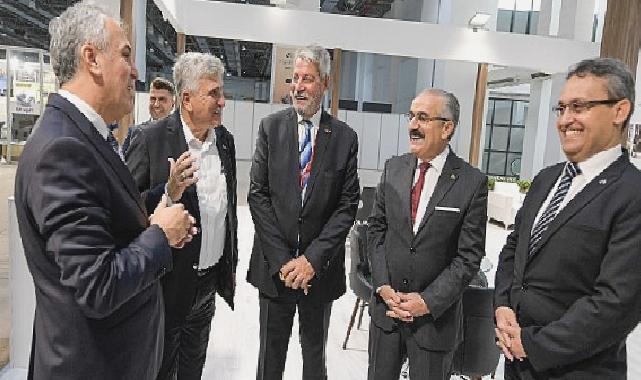 İzmir’de Emlak, İnşaat ve Kentsel Dönüşüm Fuarı başladı