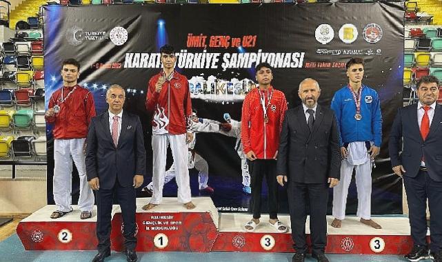 Karate Şampiyonasında Kağıtspor rüzgârı