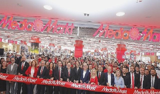 Türkiye’nin ilk Tech Arena konsept mağazası Marmara Park AVM’de açıldı  