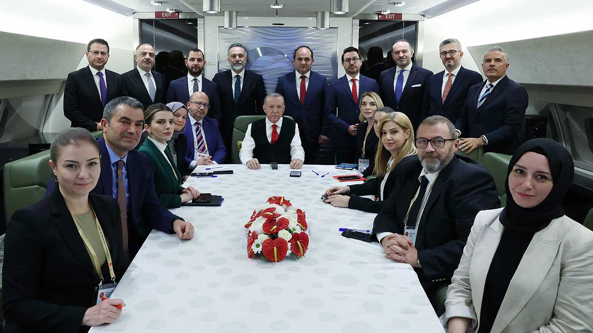 Cumhurbaşkanı Erdoğan, ittifakla ilgili açıklamalarda bulunarak adaylarımızı duyuracağımızı belirtti.