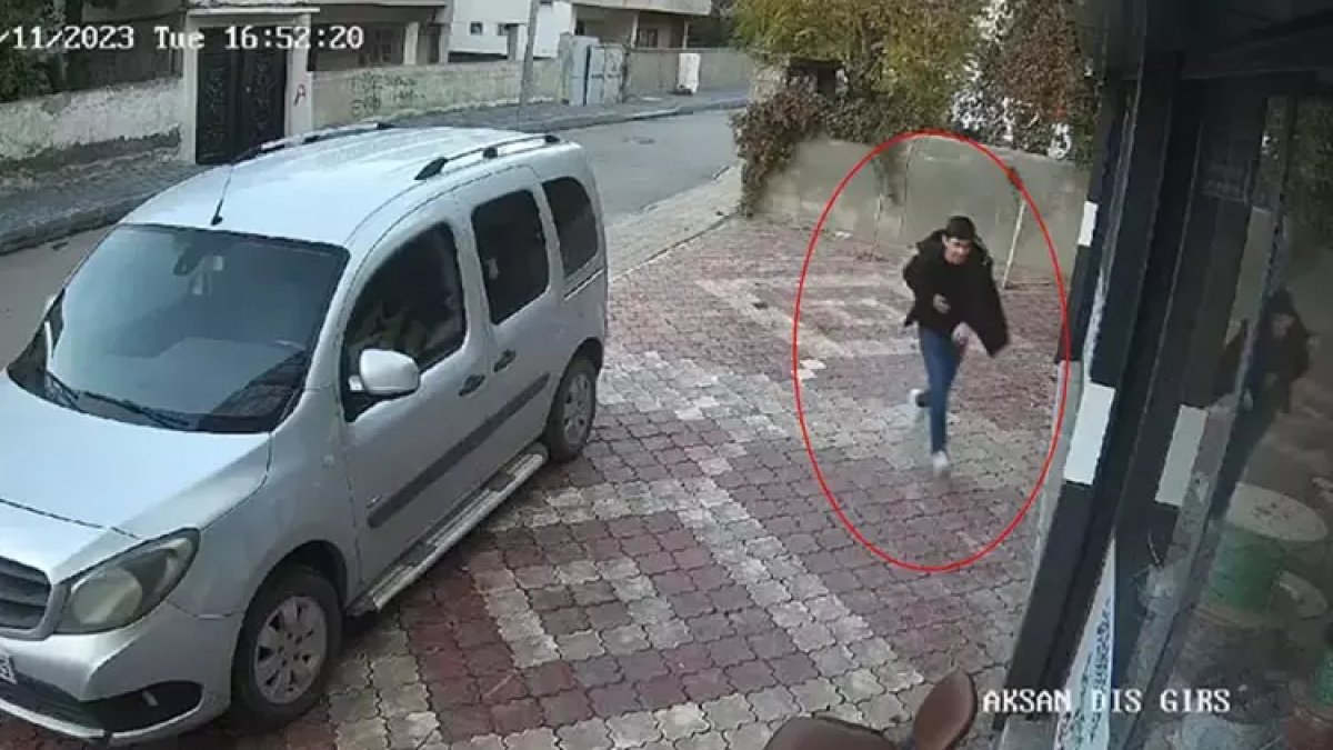 Husumetlisinin 14 yaşındaki oğlunu yaraladığı anlar kameraya yansıdı!