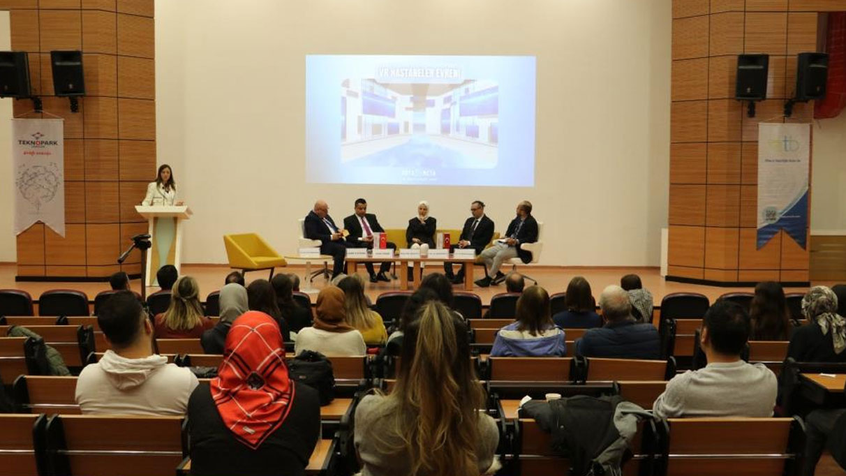 Samsun’da Sağlık Sektöründe Dijital Dönüşüm Paneli Gerçekleştirildi