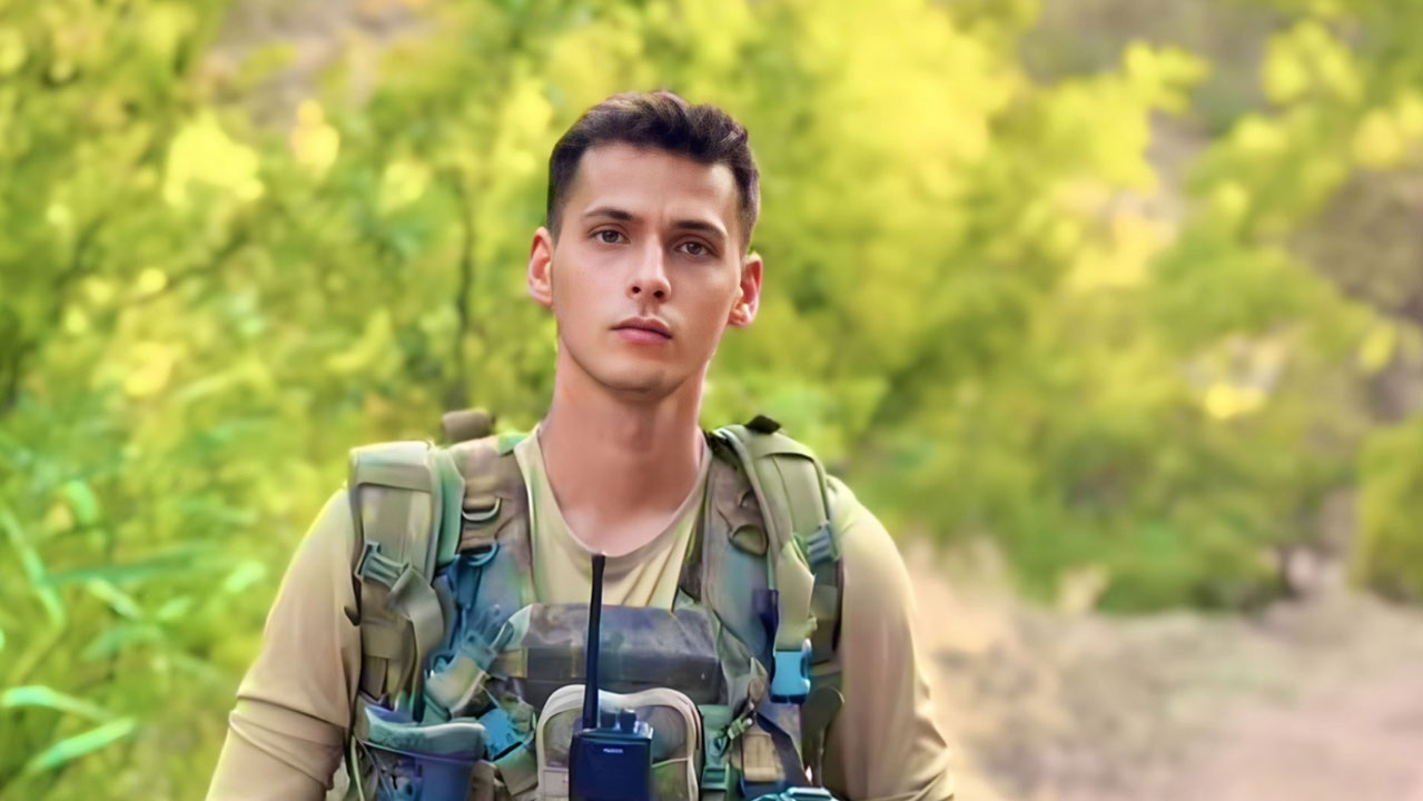 Özgür Özel, şehit Eril Alperen Emir için taziye mesajı yayınladı